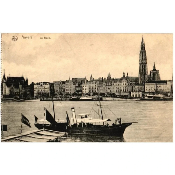 Anvers La Rade Postcard - Picture 1 of 2